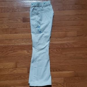 GAP💞 Flare Khaki Pants With Flower Detail Size 8